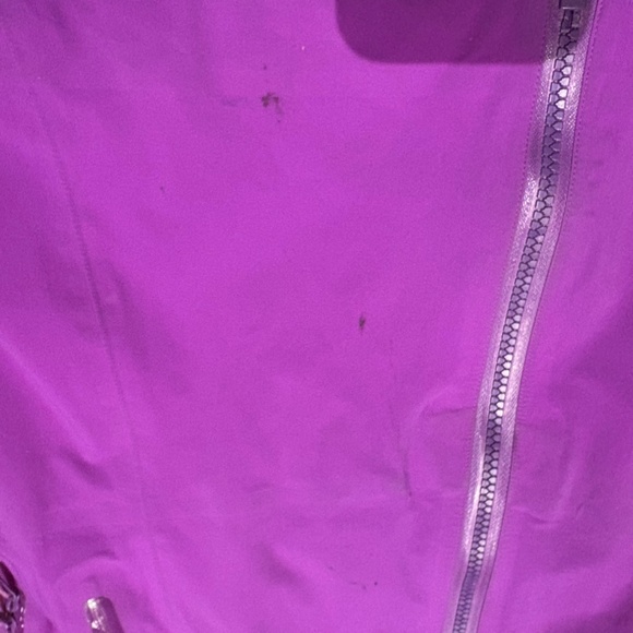 Arc'teryx women's beta AR - Picture 5 of 5